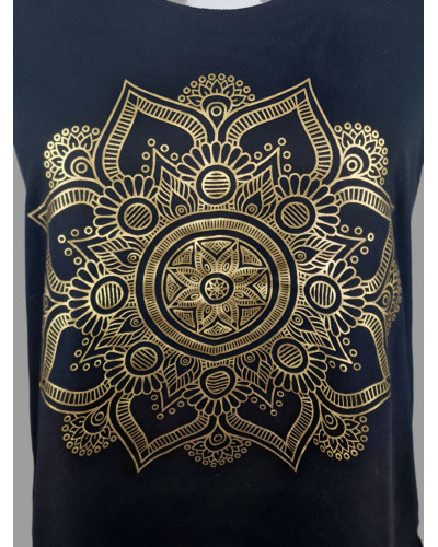 Top noir mandala or